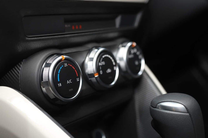 Console de climatisation de voiture avec commandes de reglage de temperature