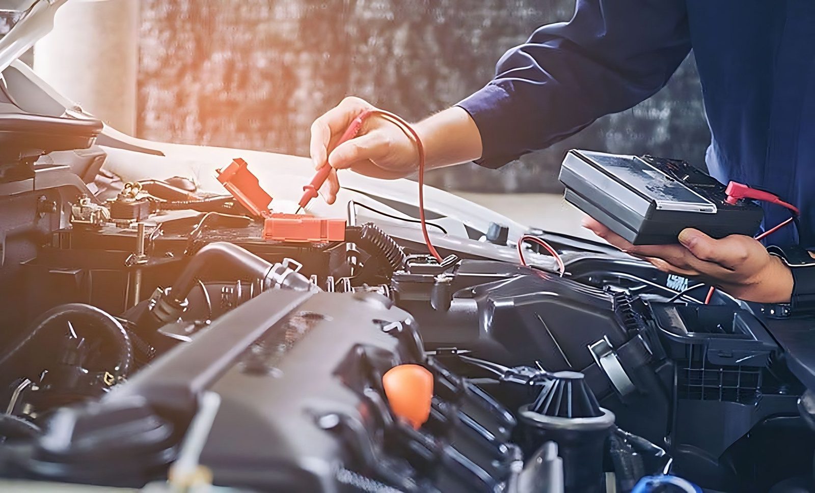 Diagnostic de pannes avec un multimetre sur un moteur pour une reparation auto