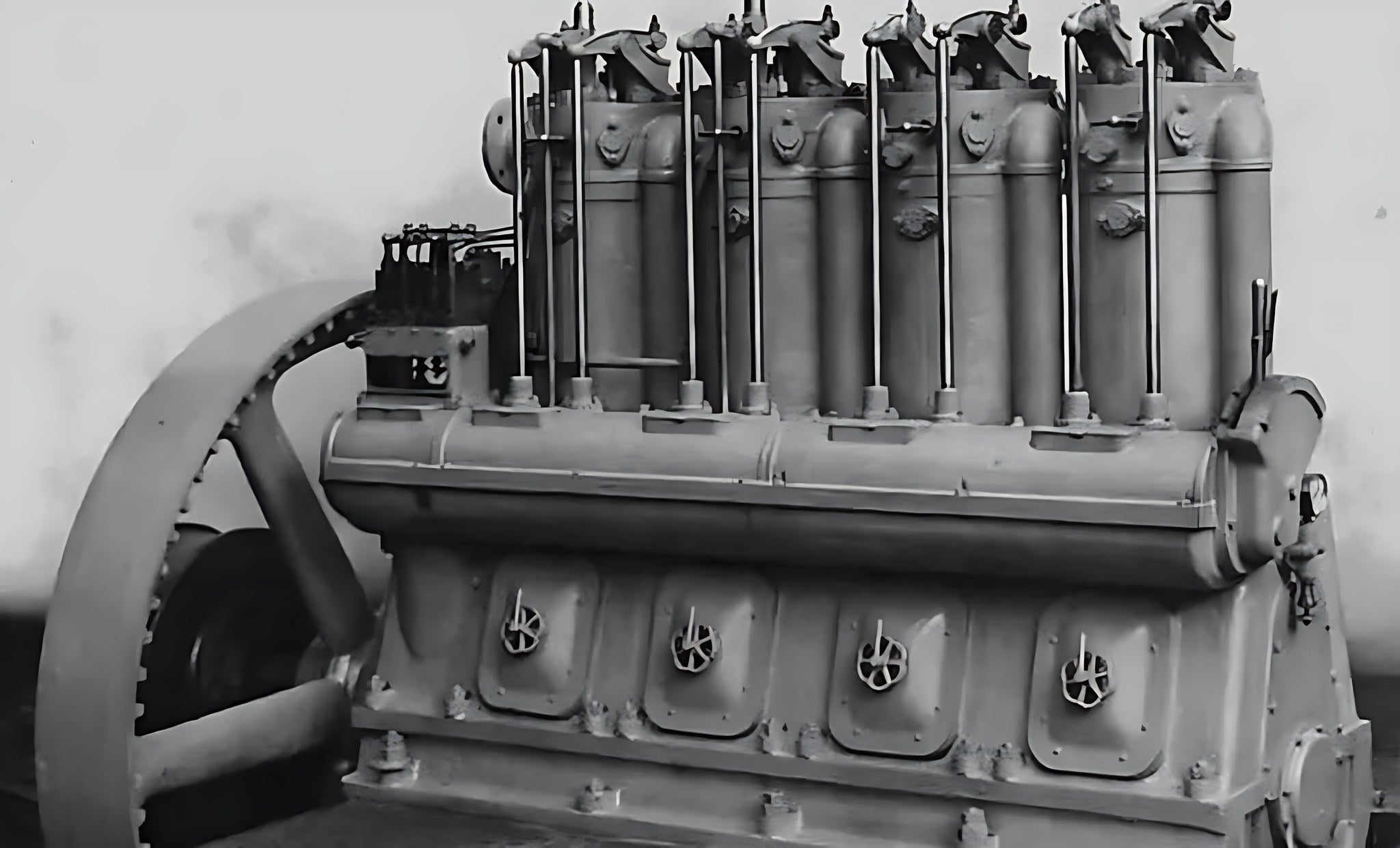 Turbocompresseur de moteur ancien pose sur un etabli d atelier
