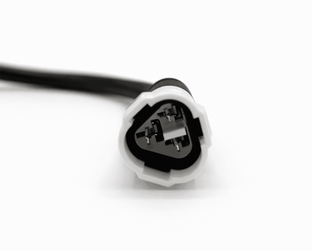 Gros plan du connecteur femelle 3 broches de l adaptateur OBD2 pour motos et quads Yamaha