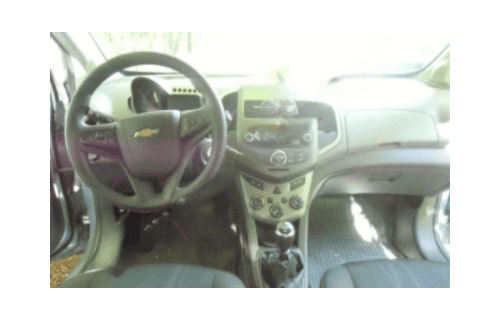 Tableau de bord et volant de Chevrolet Aveo 2 pour diagnostic automobile