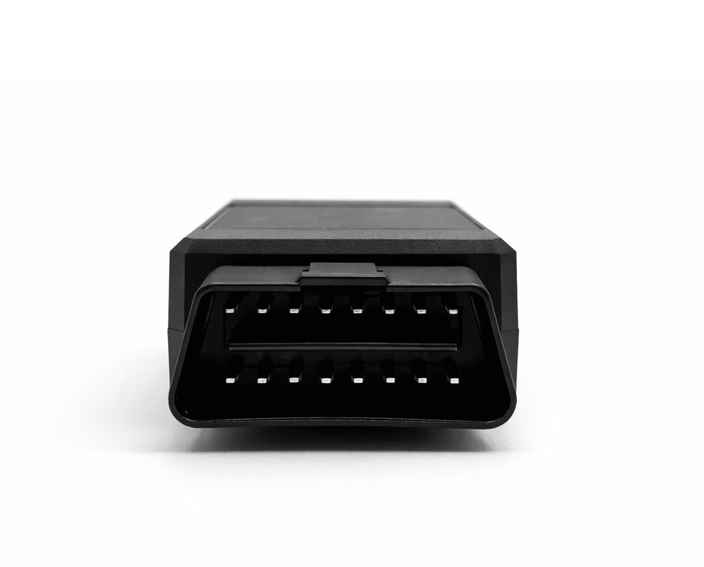Vue de face de la prise OBD noire du module VAG Drive Box iCarsoft