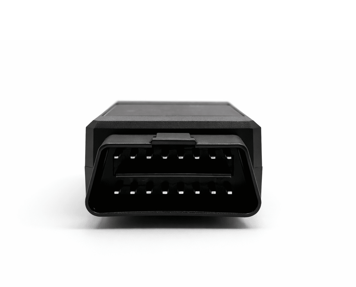Vue de face de la prise OBD noire du module VAG Drive Box iCarsoft