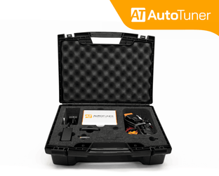 Mallette de transport contenant l'outil de diagnostic et de reprogrammation moteur AutoTuner avec ses câbles