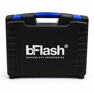 Valise de transport noire rigide et protectrice avec poignée bleue de la marque bFlash